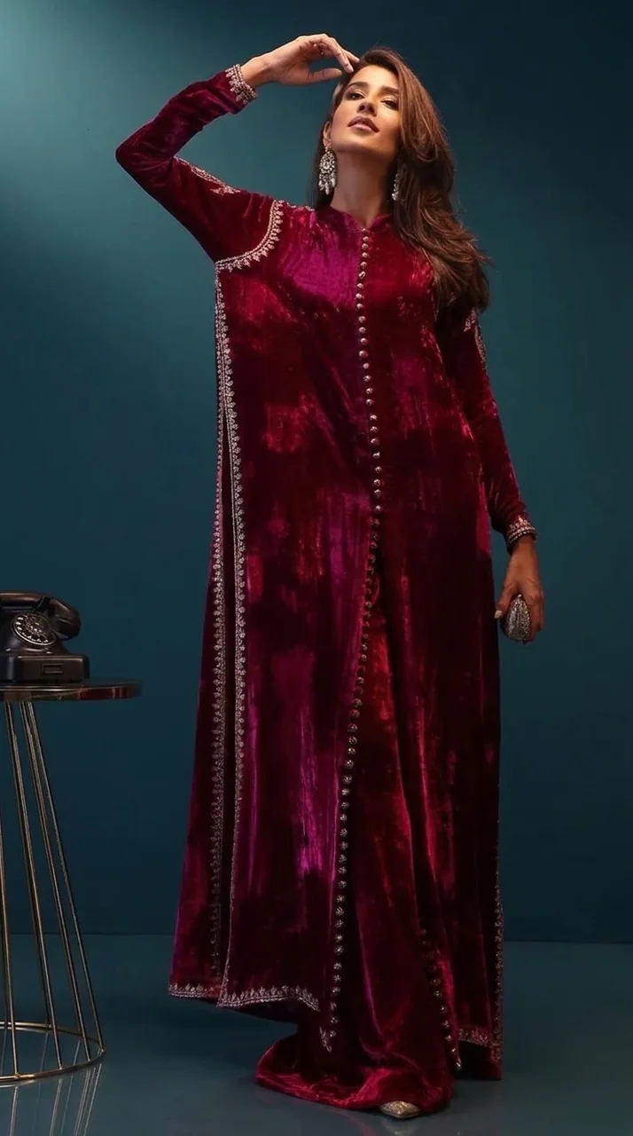 Plum Velvet Front-Slit Buttoned Kaftan Set – Luxury Formals by Sadaf Boutique, Islamabad